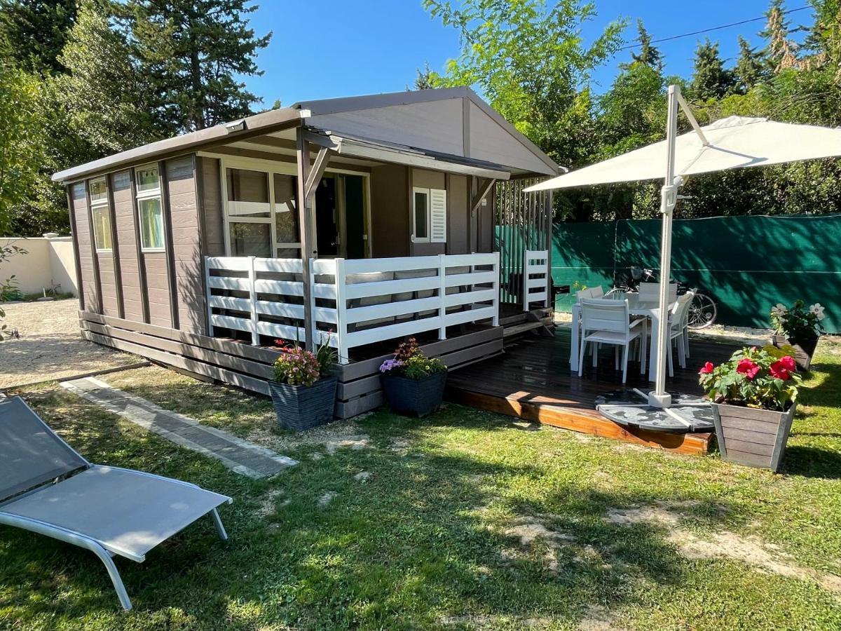 Avignon, Joli Chalet En Campagne Tres Proche De La Ville 外观 照片